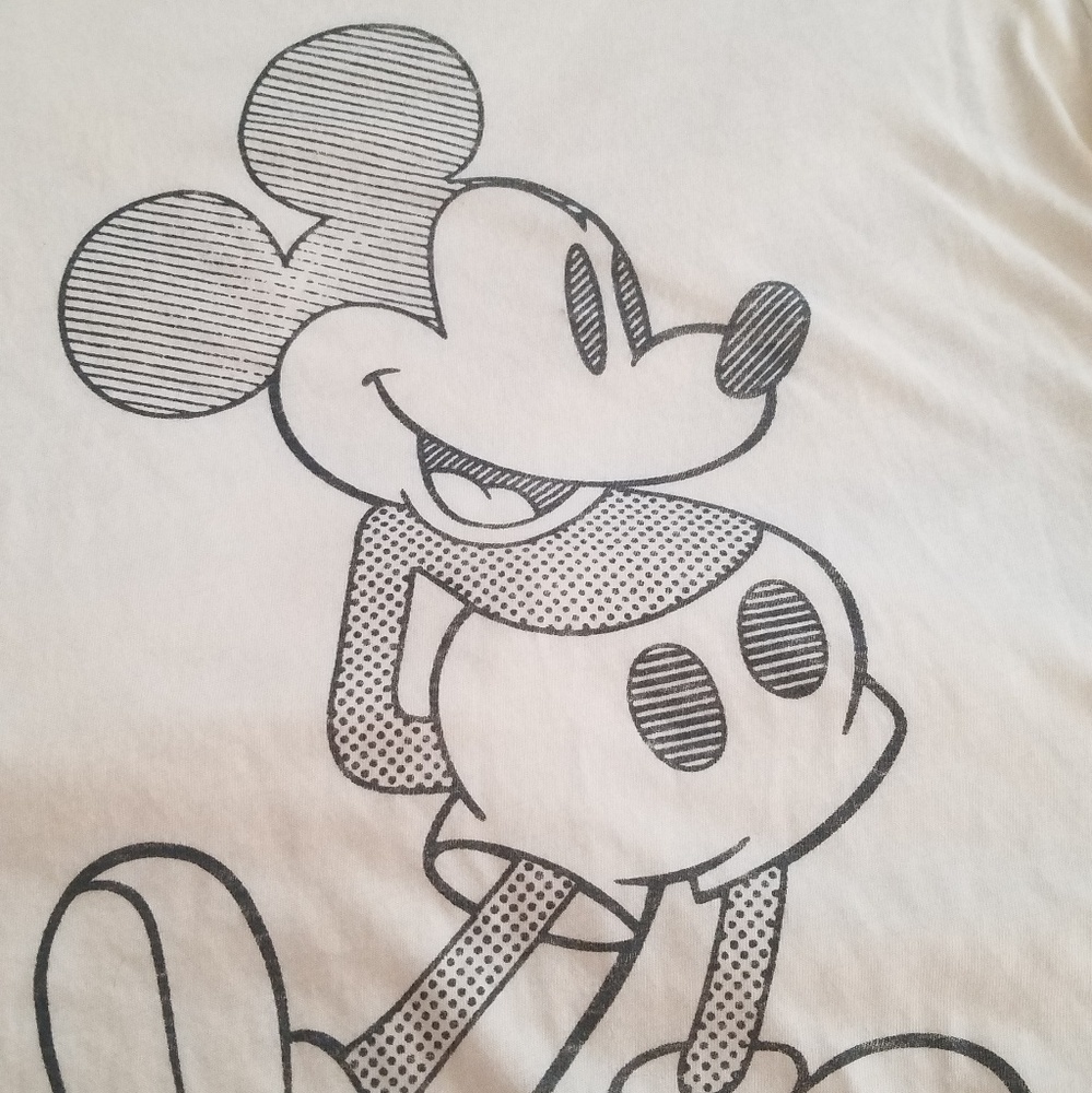 Lst & Found graphic tee
